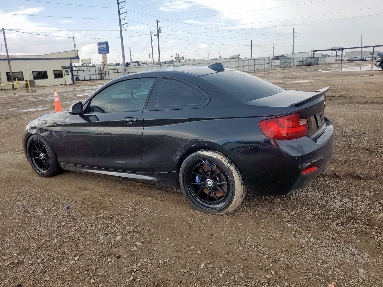 2016 BMW M235I - Фото 2