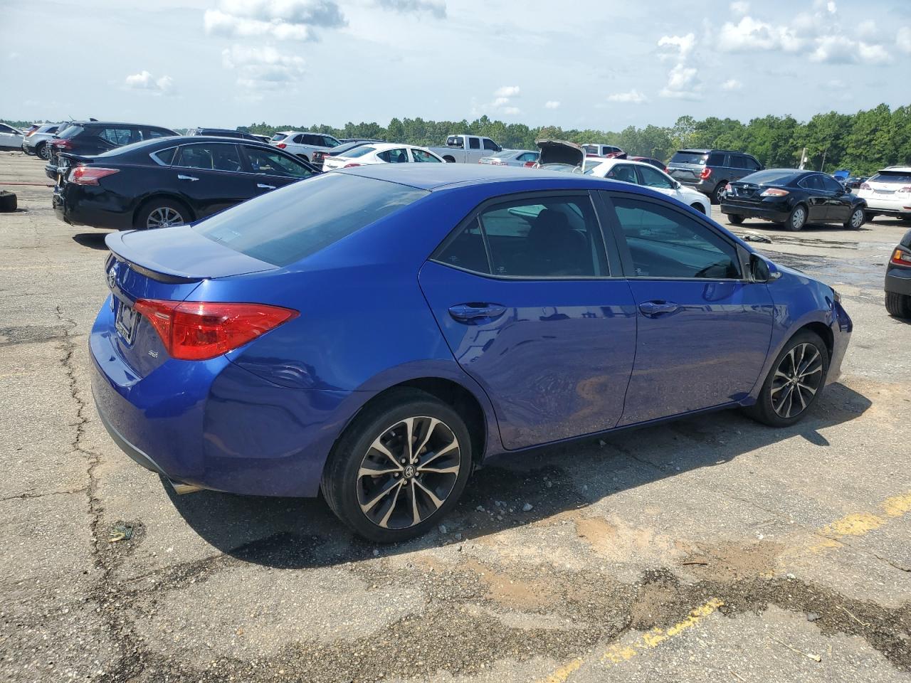 2017 Toyota Corolla L - Фото 3