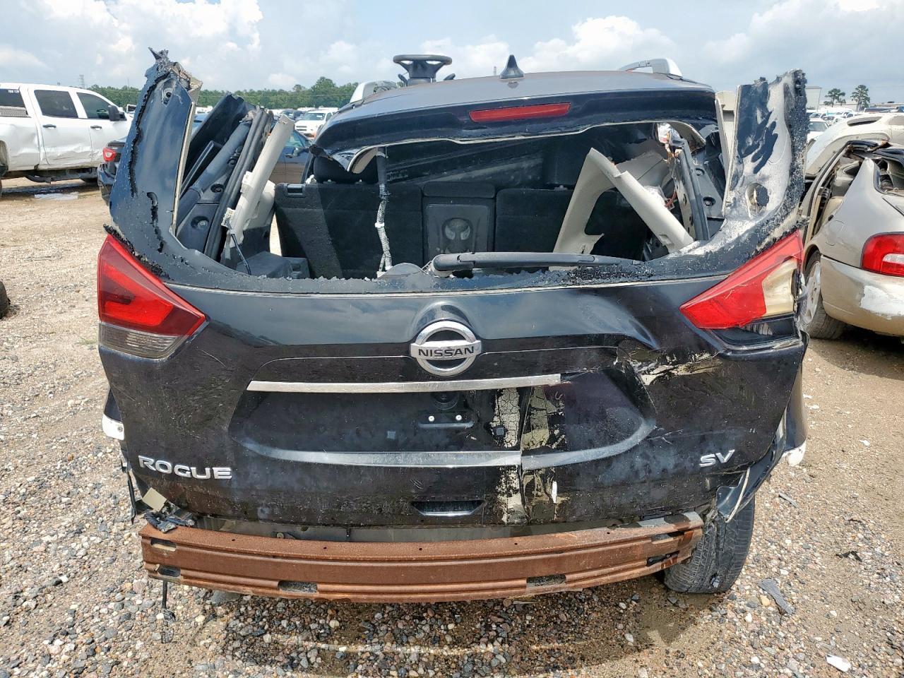 2019 Nissan Rogue S - Фото 6