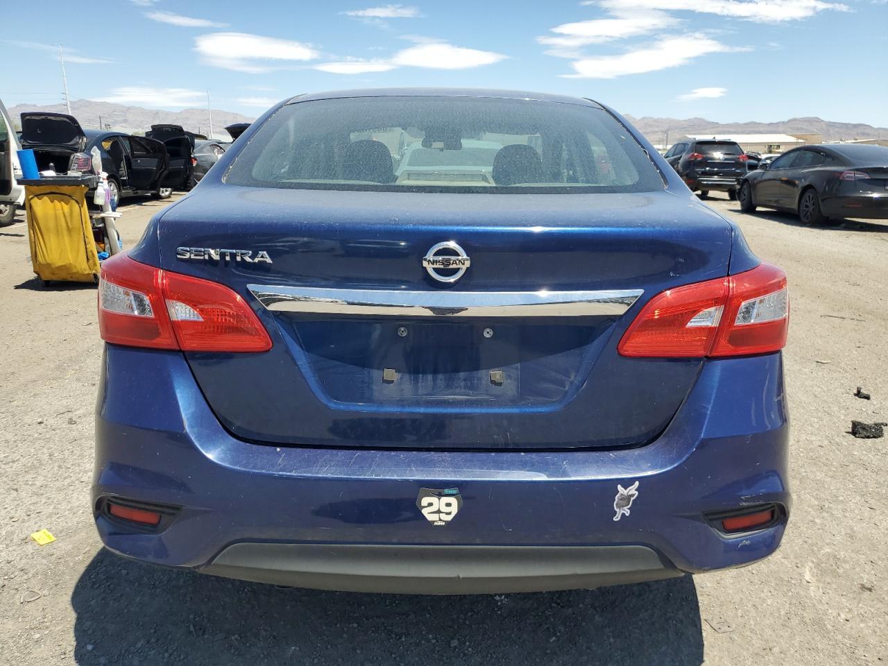 2017 Nissan Sentra S - Фото 6
