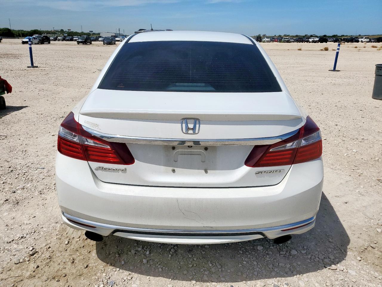 2017 Honda Accord Sport - Image 6