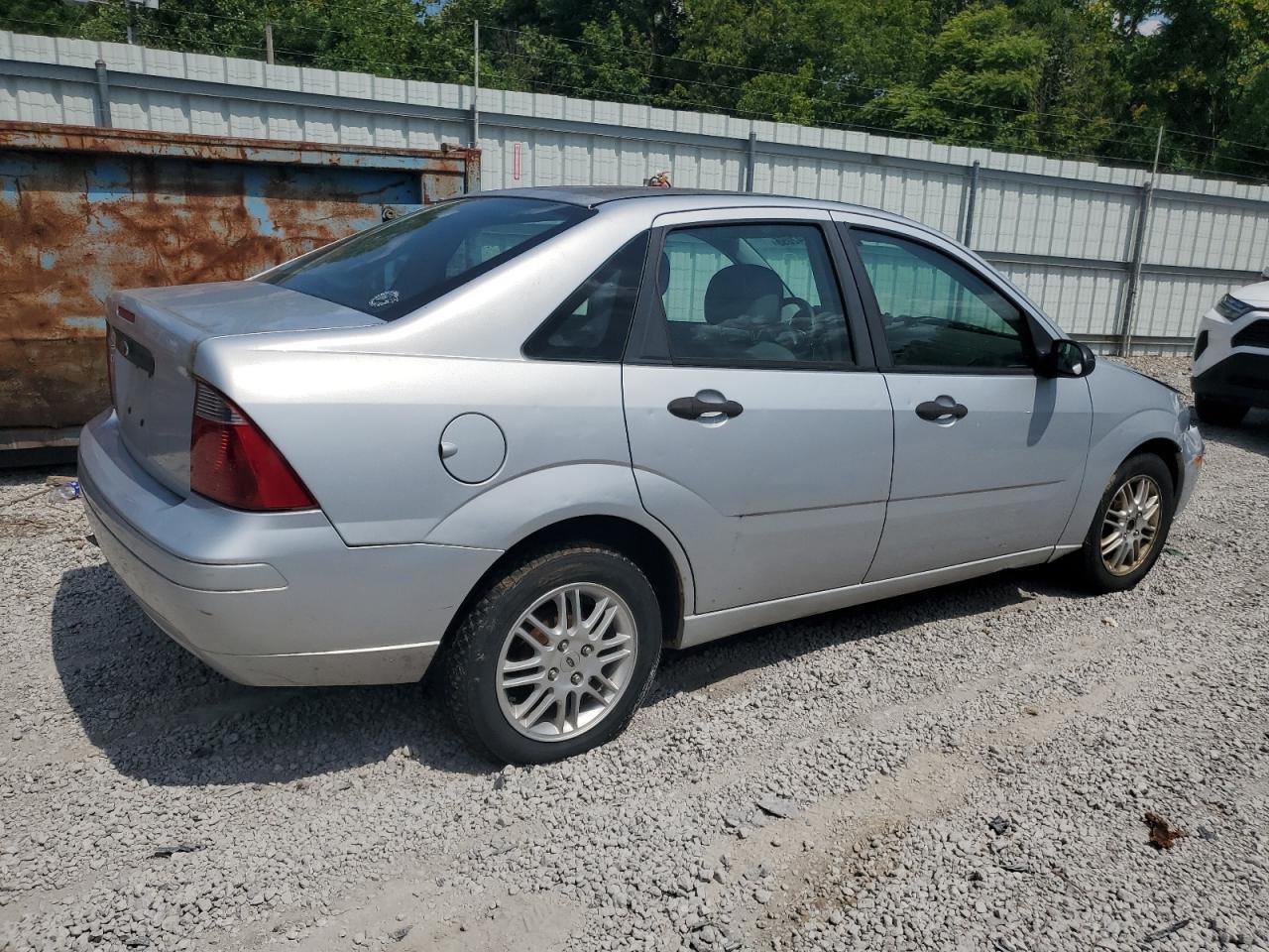 2007 Ford Focus Zx4 - Image 3