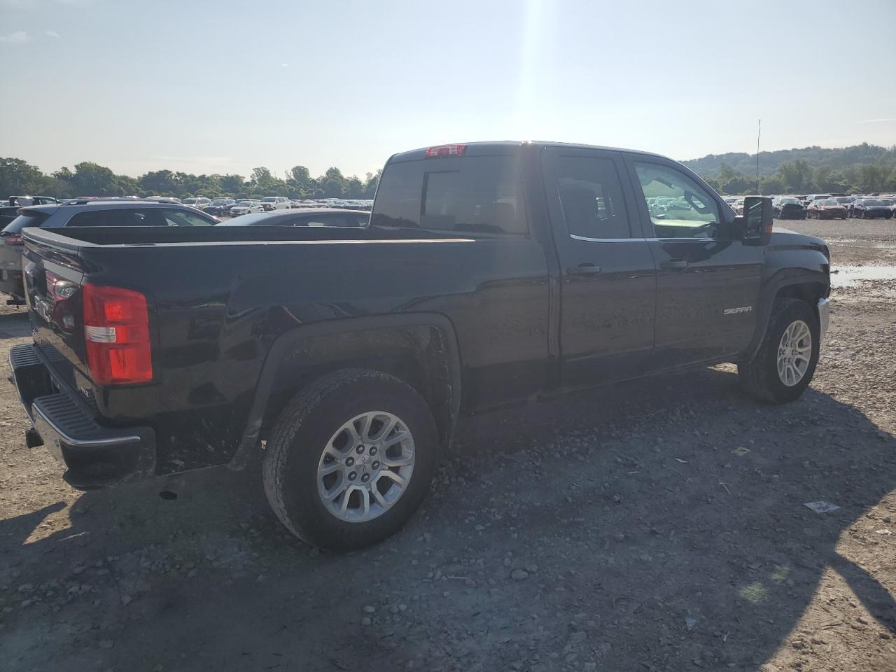 2016 GMC Sierra K1500 Sle - Image 3
