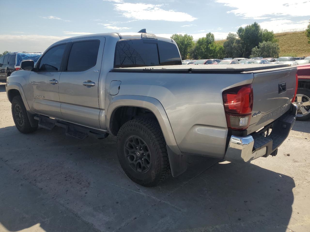 2019 Toyota Tacoma Double Cab - Image 2