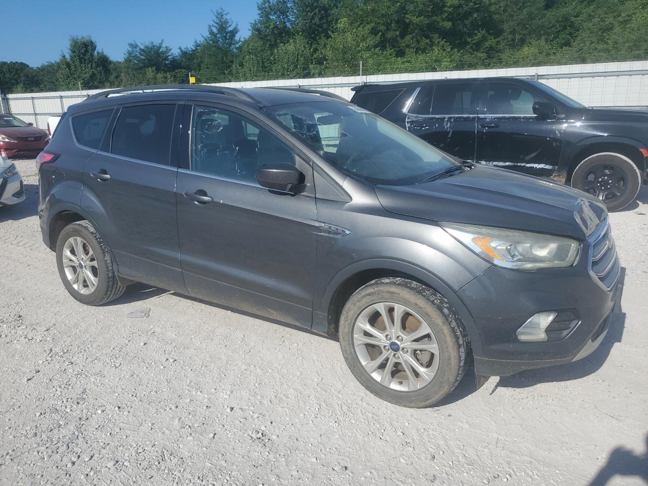 2017 Ford Escape Se - Фото 4