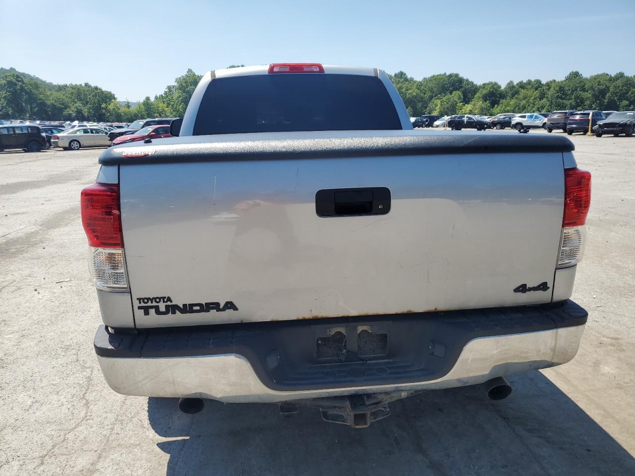 2011 Toyota Tundra Double Cab Sr5 - Image 6