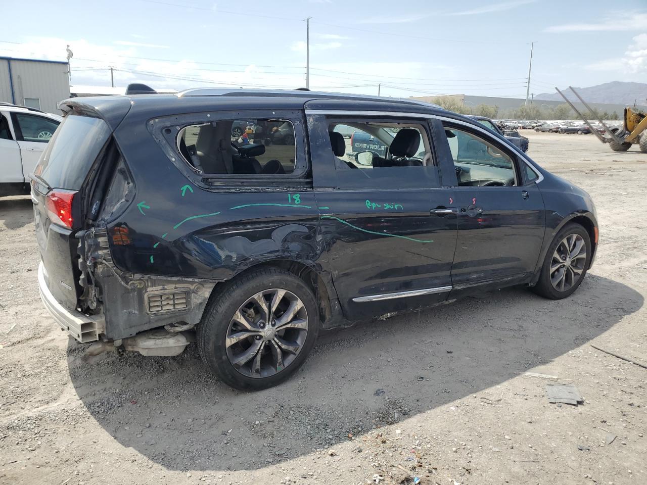 2017 Chrysler Pacifica Limited - Фото 3