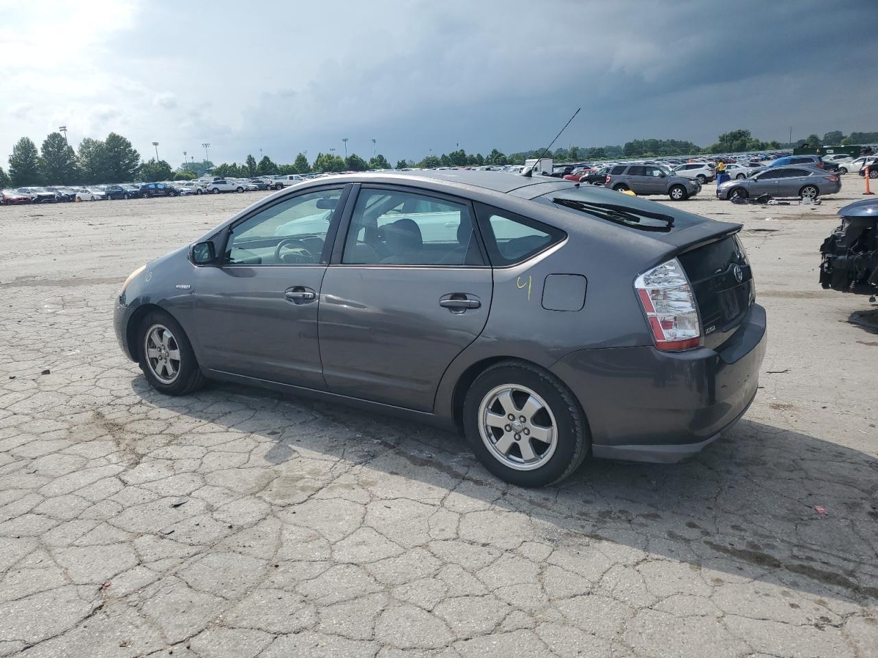 2009 Toyota Prius - Image 2