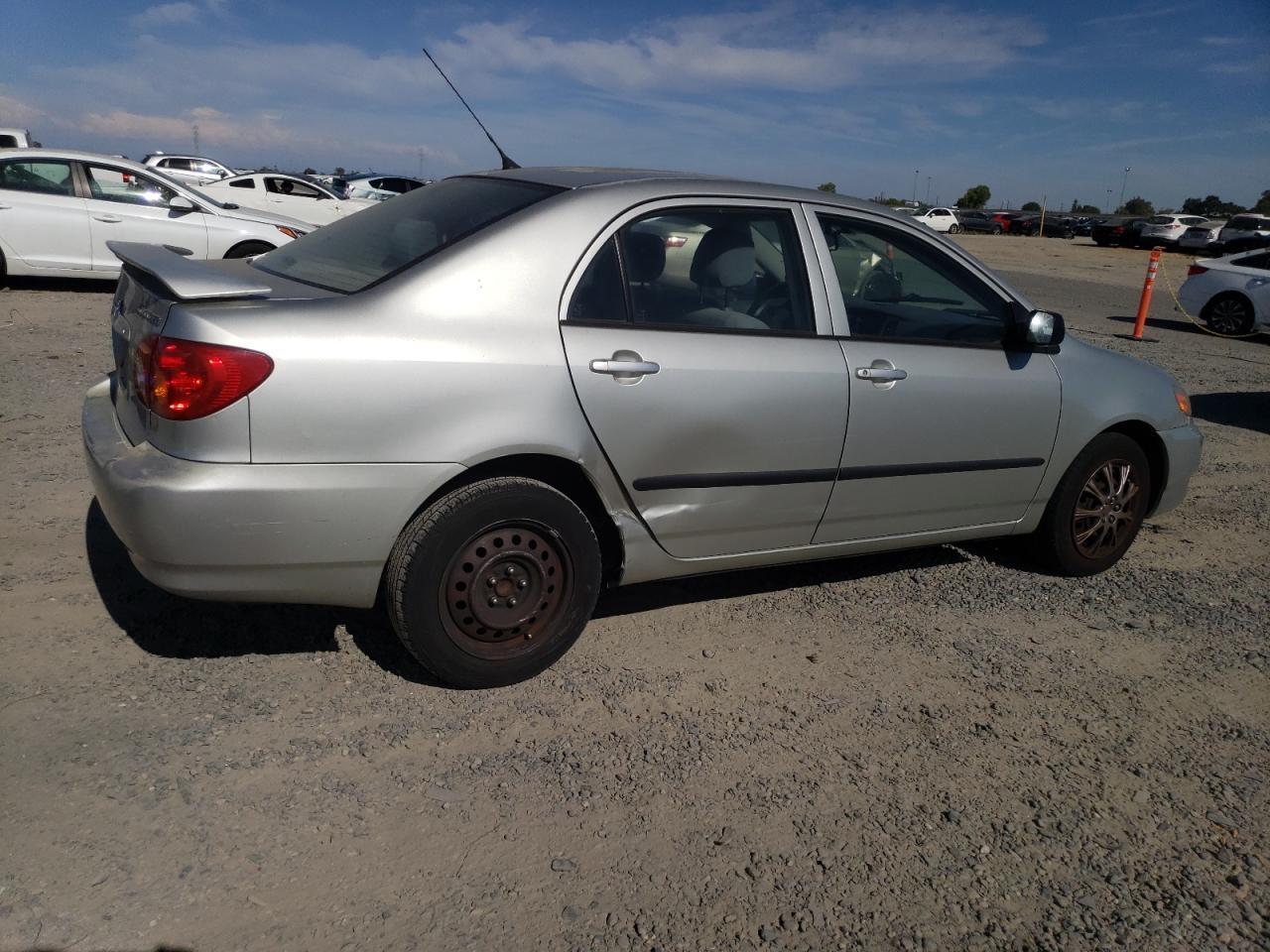 2004 Toyota Corolla Ce - Фото 3