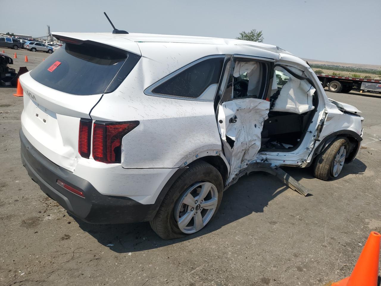 2023 Kia Sorento Lx - Фото 3