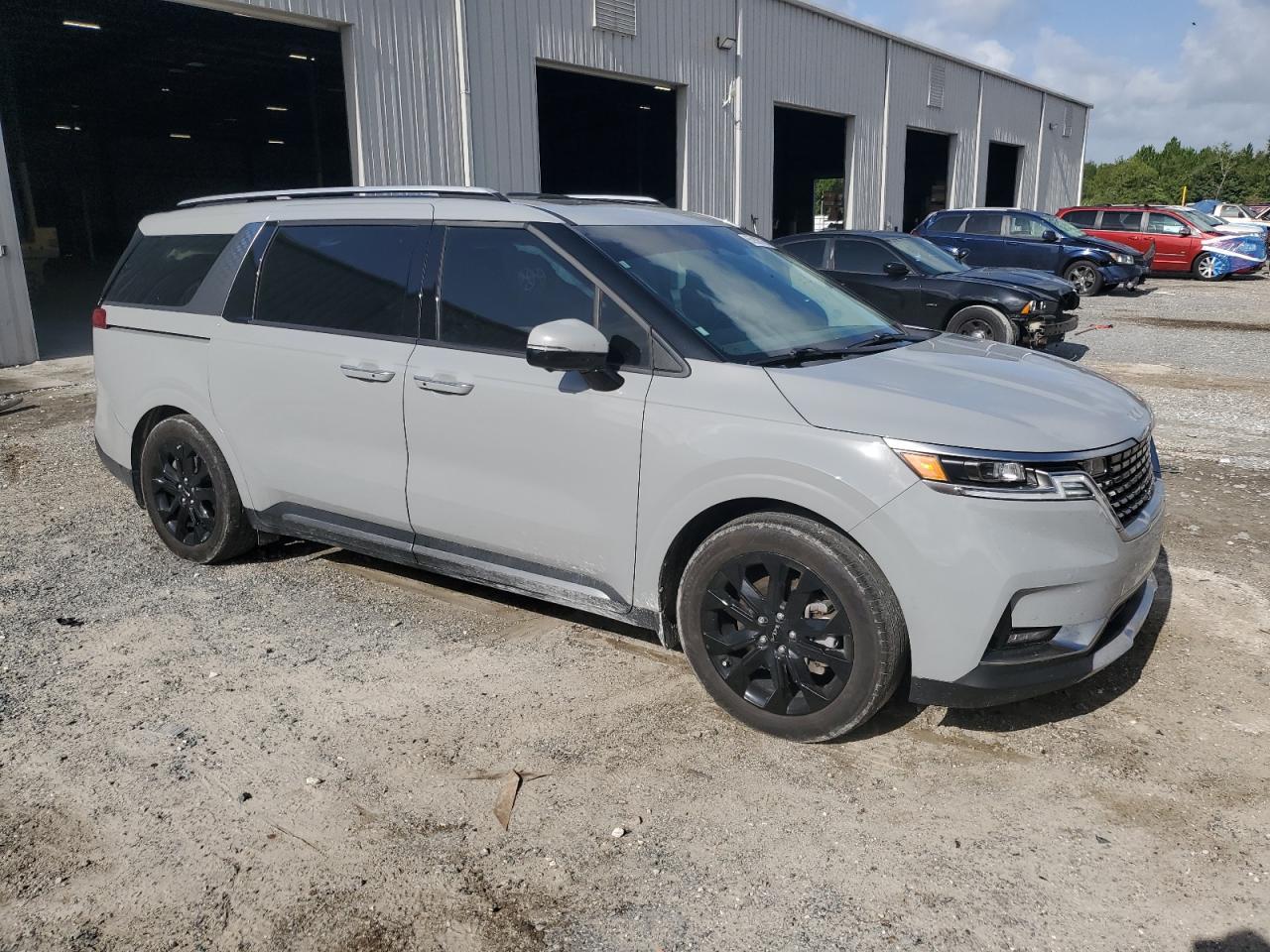 2024 Kia Carnival Sx - Фото 4