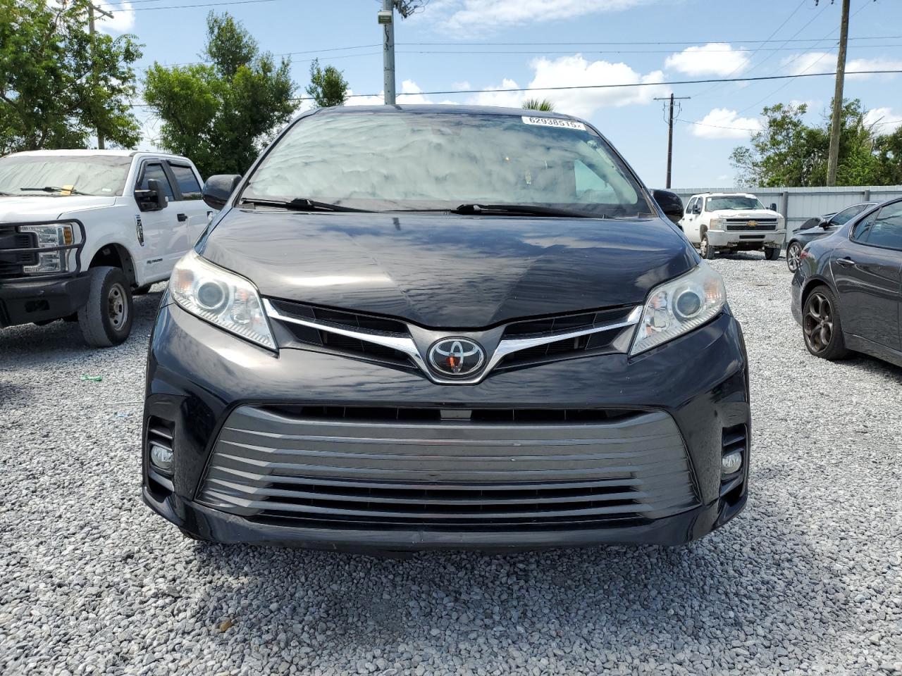 2019 Toyota Sienna Xle - Фото 5