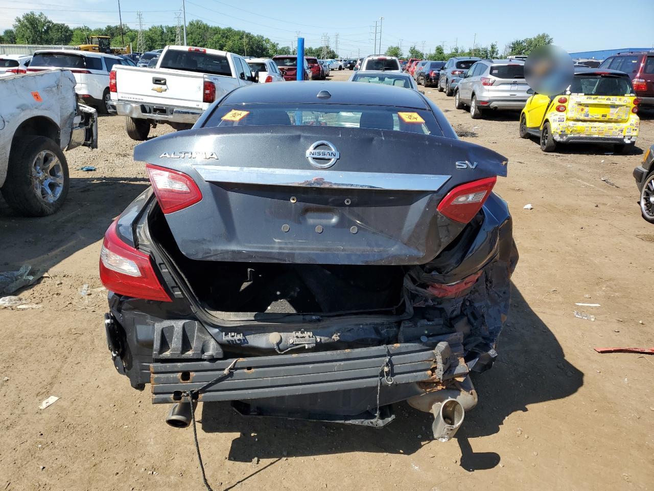 2018 Nissan Altima 2.5 - Image 6