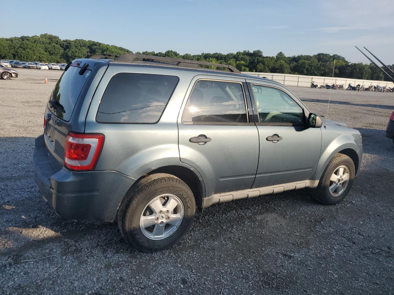 2010 Ford Escape Xlt - Фото 3