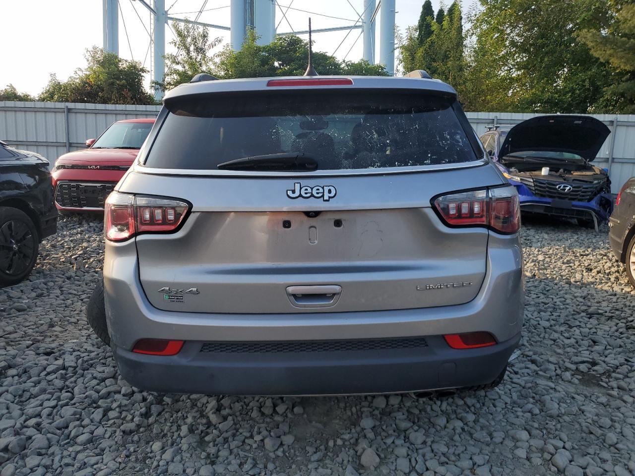 2020 Jeep Compass Limited - Image 6