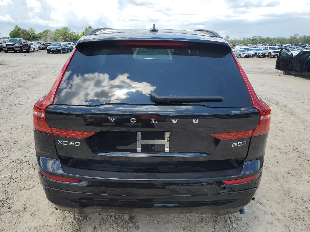 2022 Volvo Xc60 B5 Momentum B5 Momentum - Фото 6