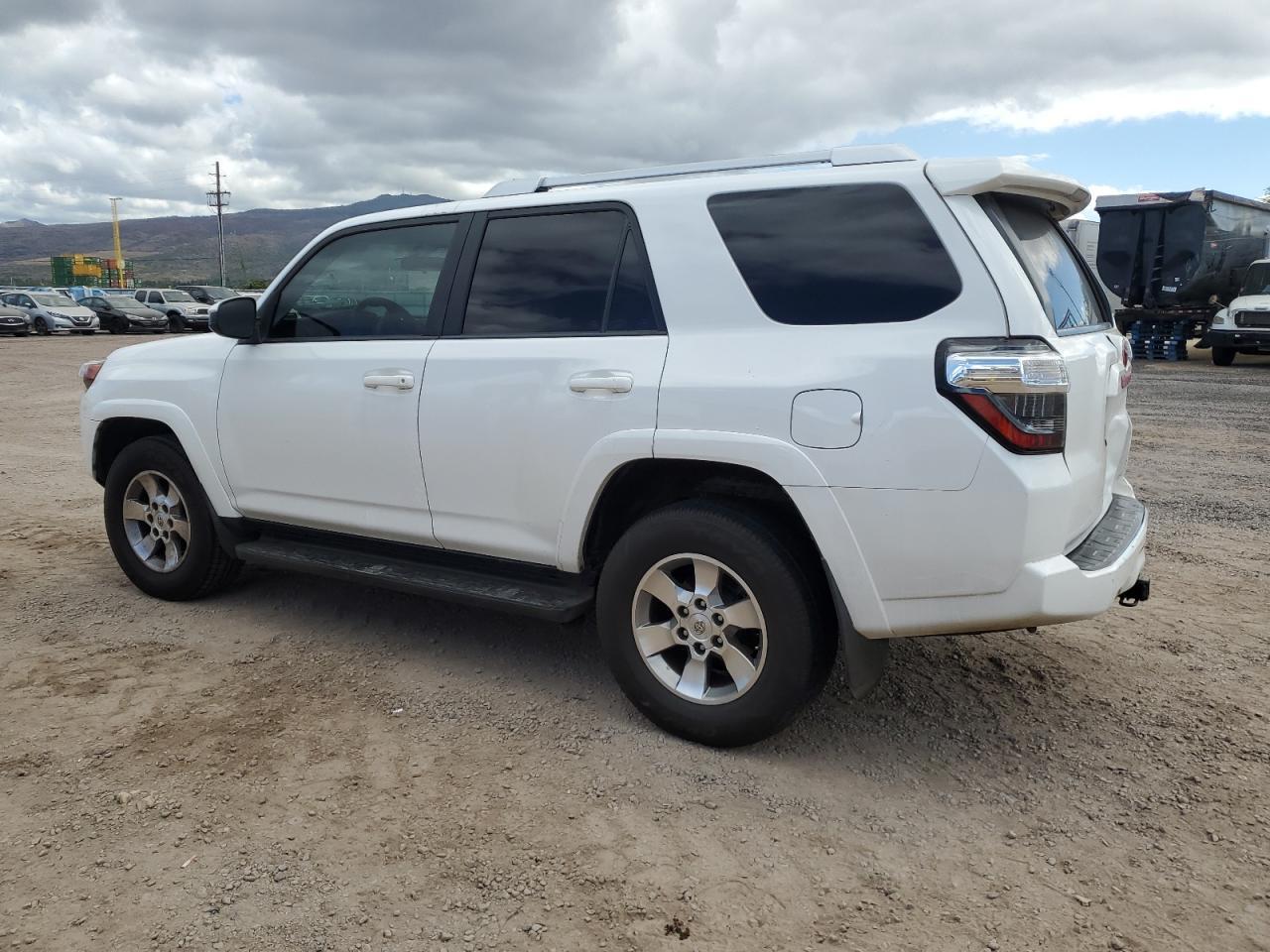 2016 Toyota 4Runner Sr5 - Фото 2
