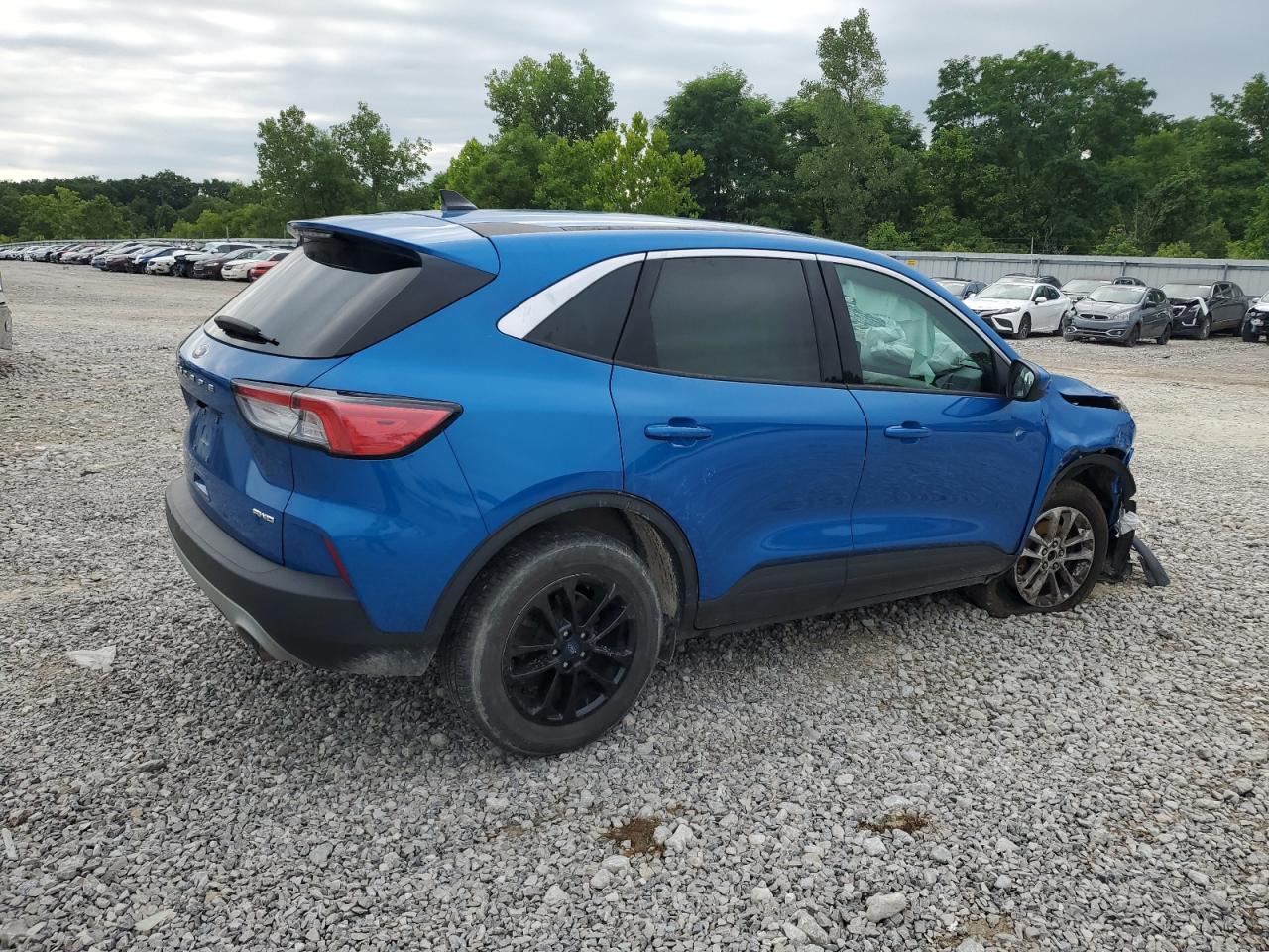 2021 Ford Escape Se - Фото 3