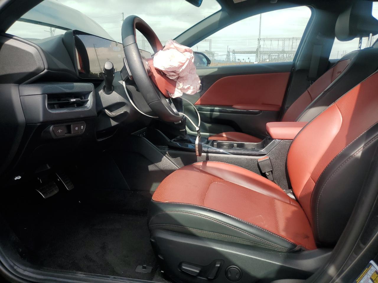 2025 Kia K4 Gt-Line Turbo - Фото 7