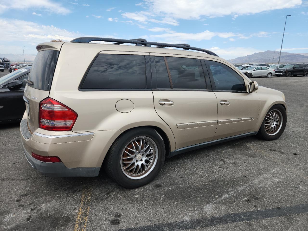 2007 Mercedes-Benz Gl 450 4Matic - Image 3