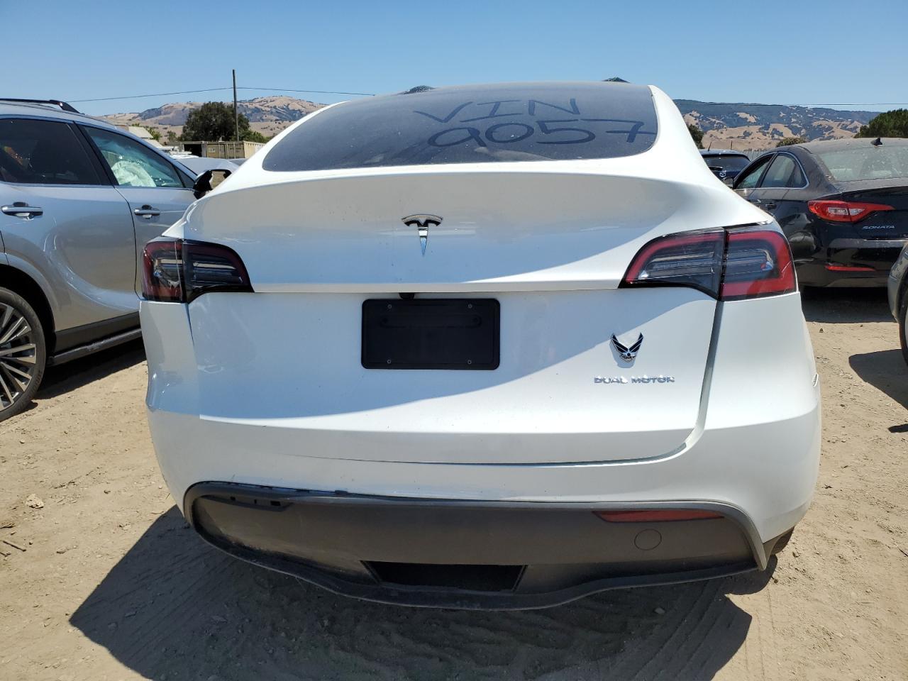 2023 Tesla Model Y - Image 6