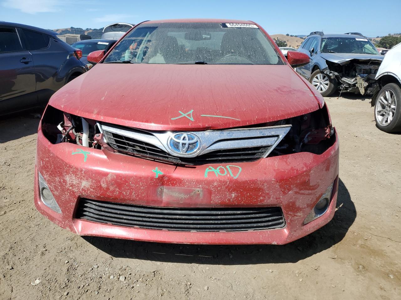 2014 Toyota Camry Hybrid - Фото 5