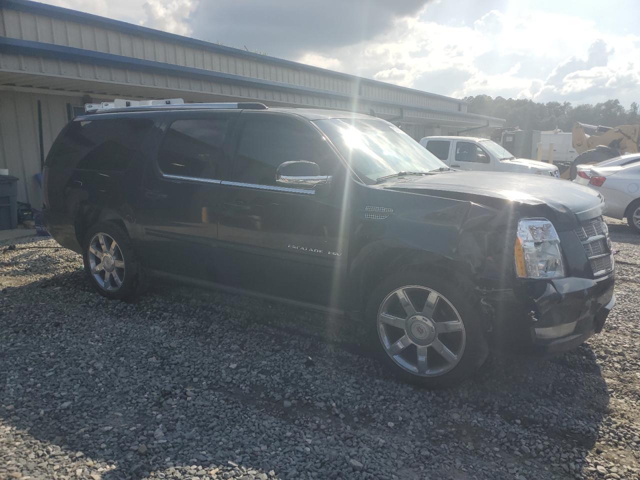 2013 Cadillac Escalade Esv Premium - Image 4