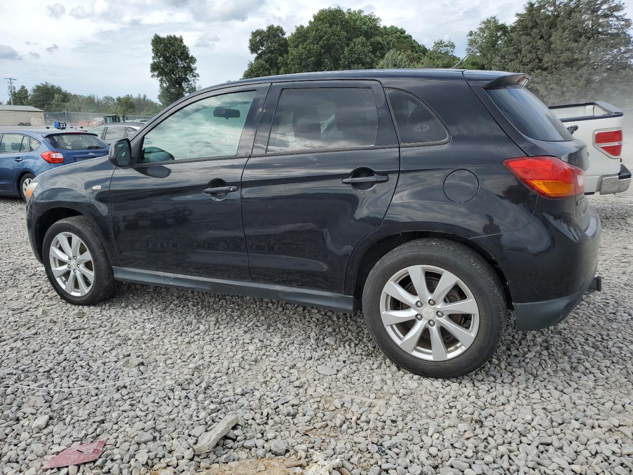 2015 Mitsubishi Outlander Sport Es - Фото 2