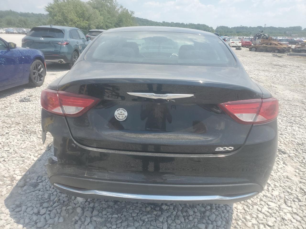 2015 Chrysler 200 Limited - Фото 6