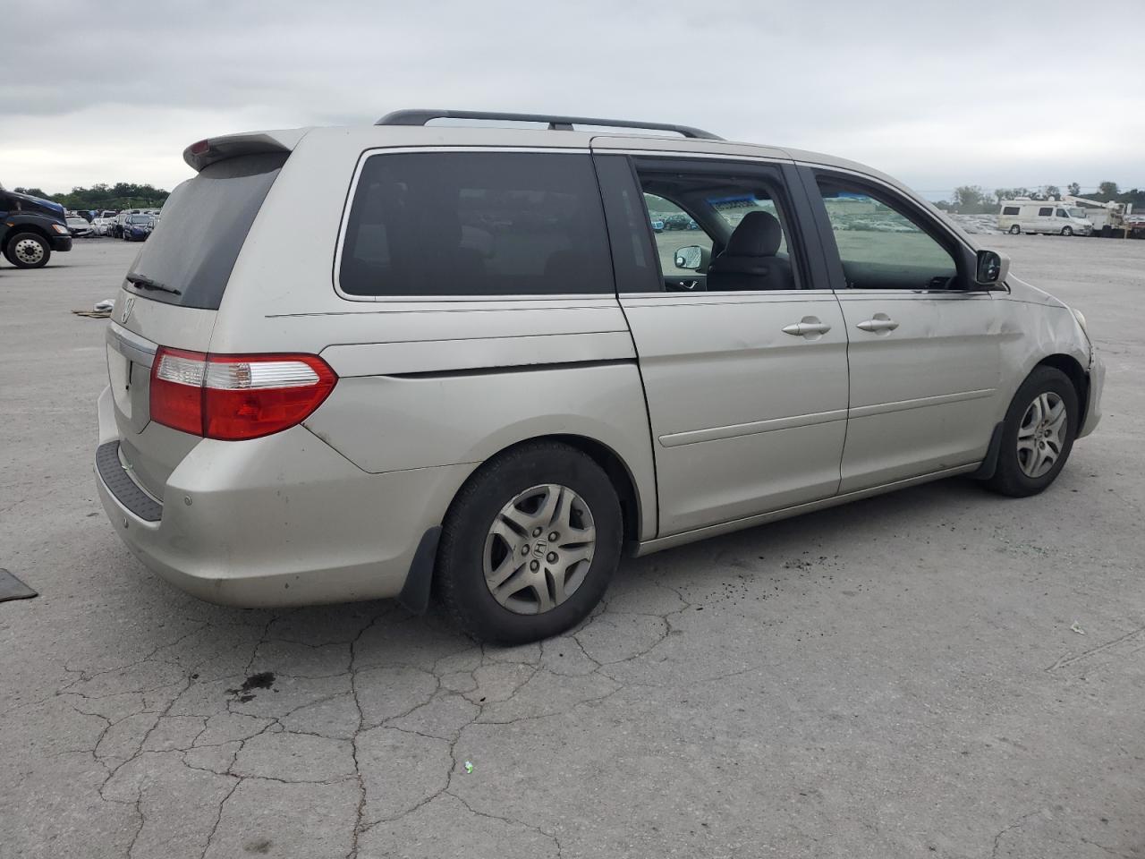 2006 Honda Odyssey Touring - Фото 3