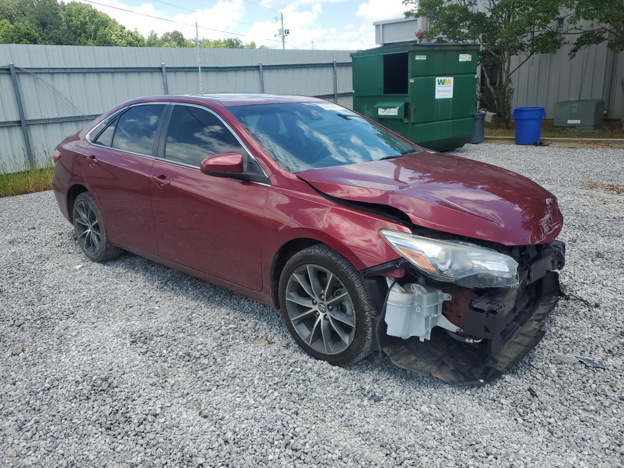 2017 Toyota Camry Le - Фото 4