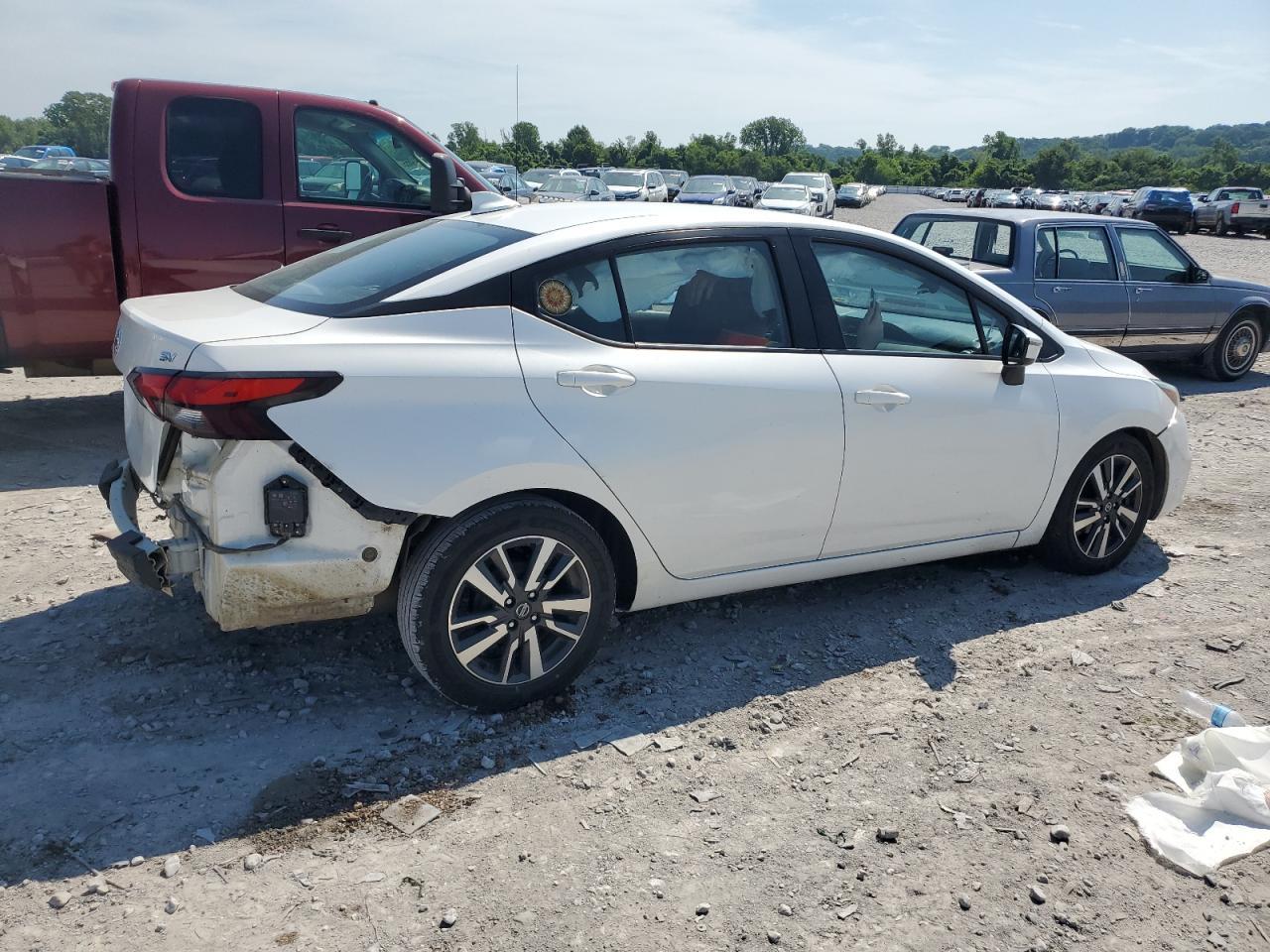 2020 Nissan Versa Sv - Фото 3