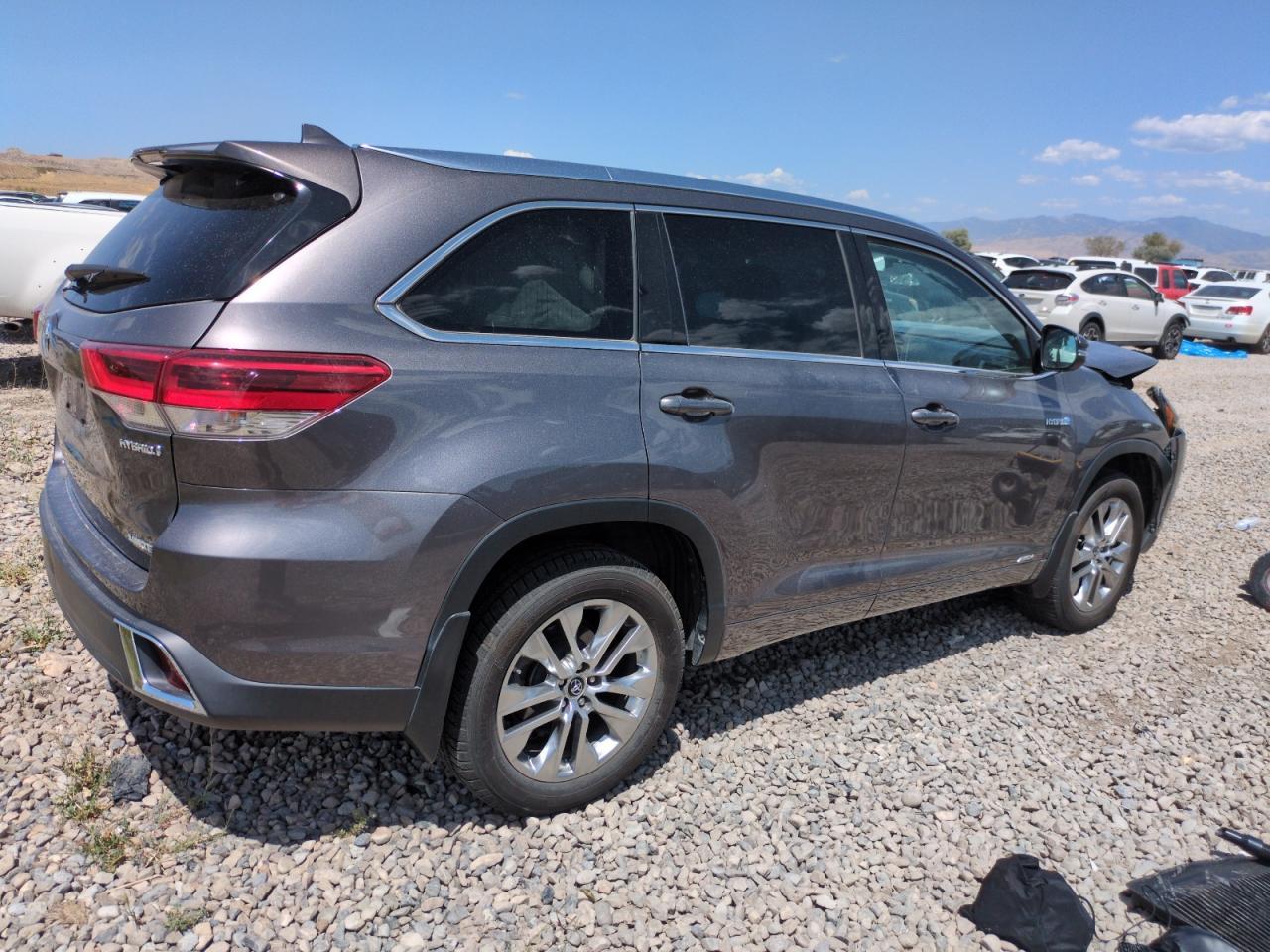 2019 Toyota Highlander Hybrid Limited - Фото 3