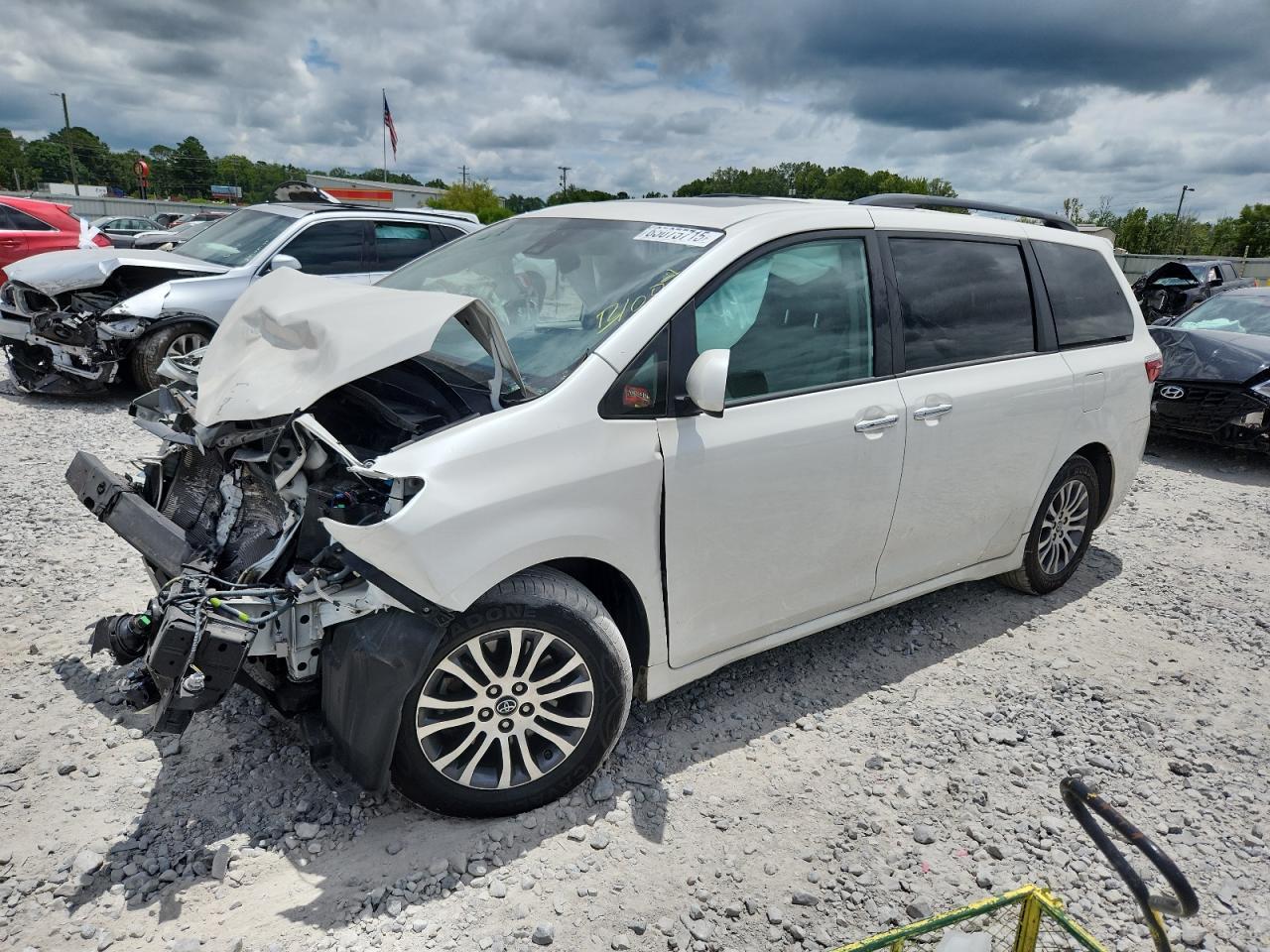 2020 Toyota Sienna Xle
