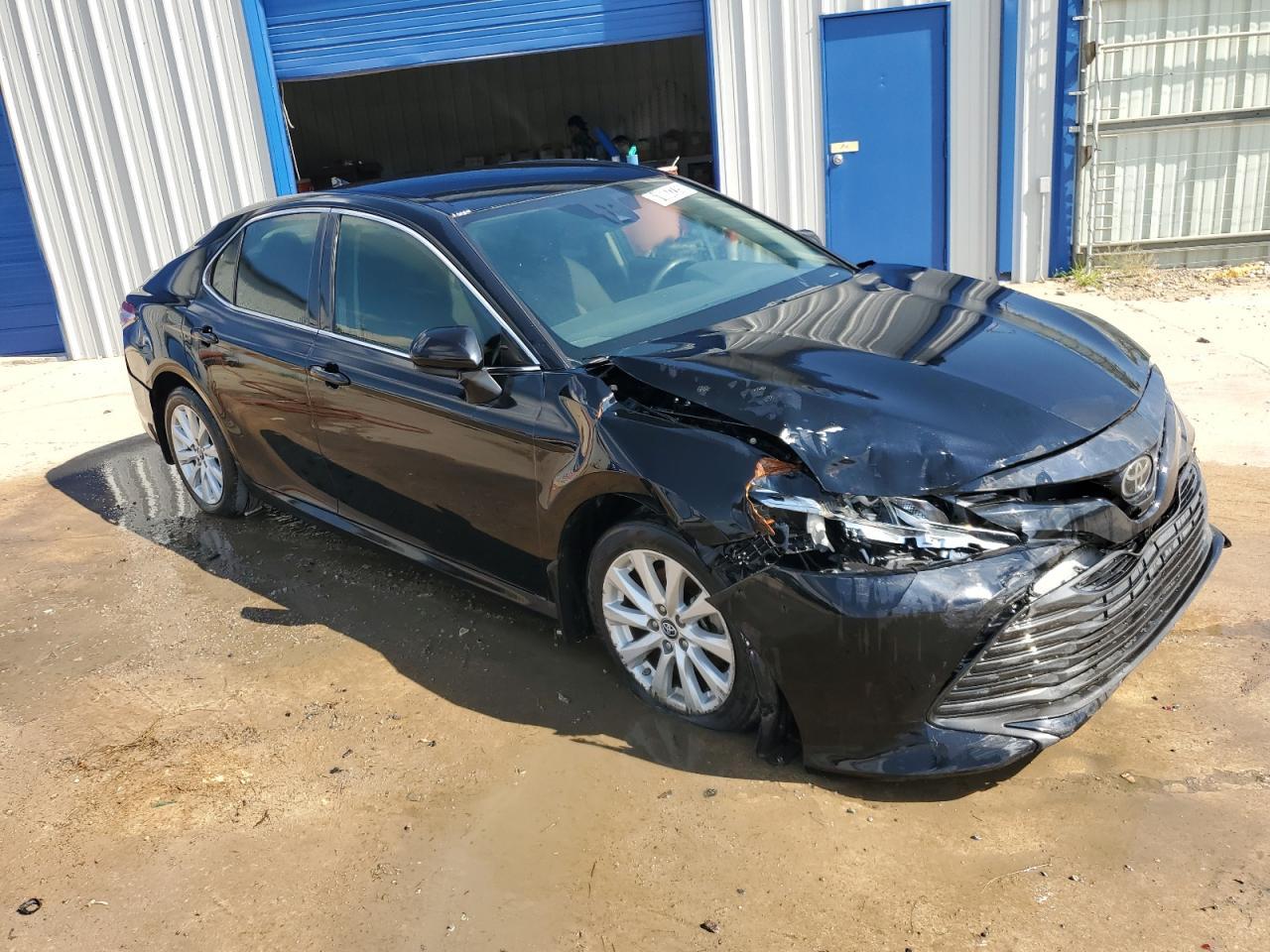 2019 Toyota Camry L - Image 4