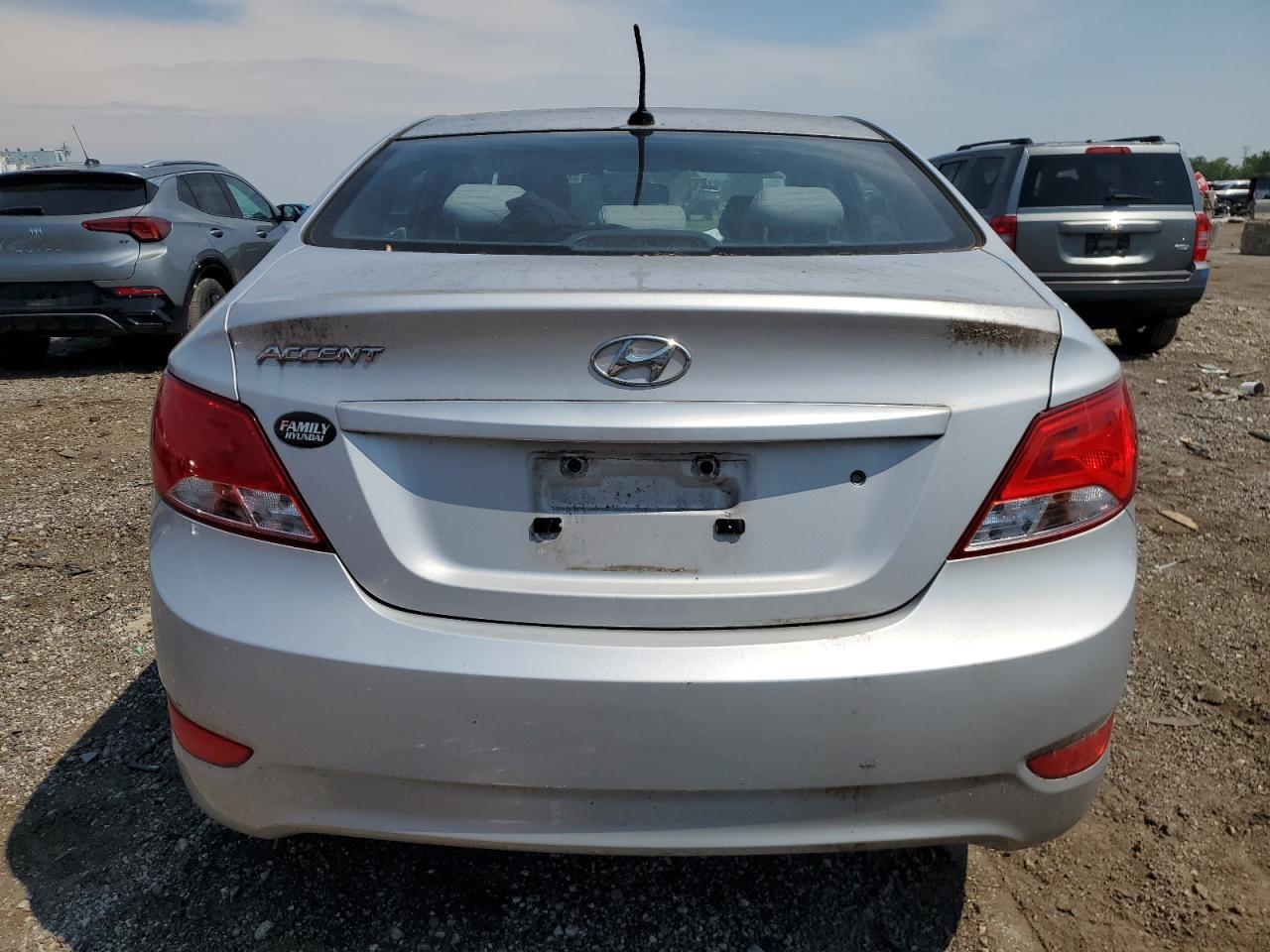 2017 Hyundai Accent Se - Фото 6
