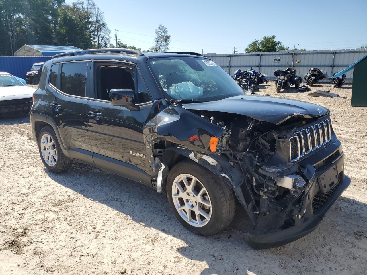 2019 Jeep Renegade Latitude - Image 4
