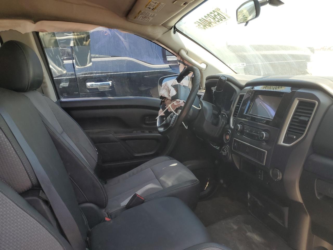 2017 Nissan Titan Xd S - Фото 7