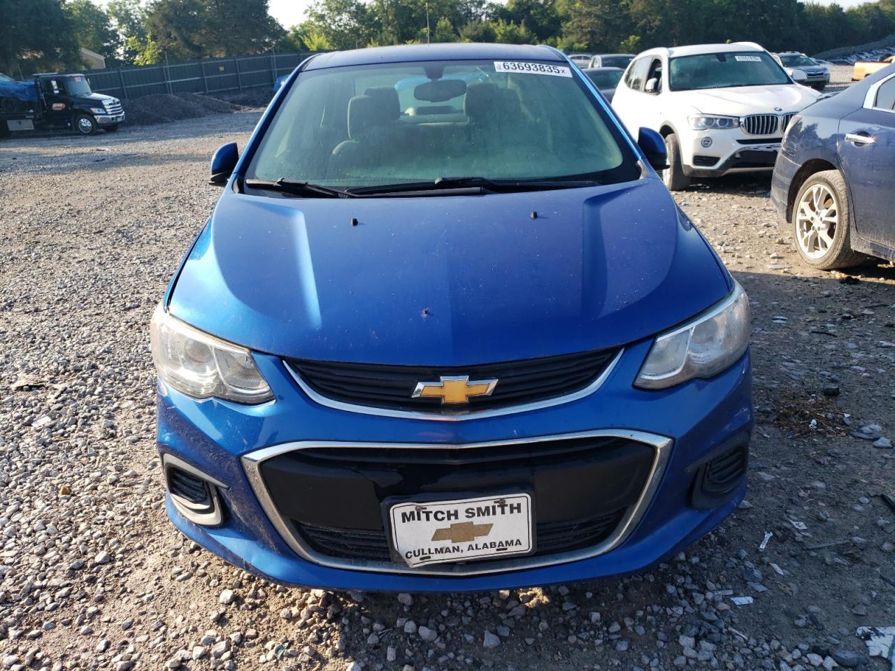 2018 Chevrolet Sonic Lt - Image 5