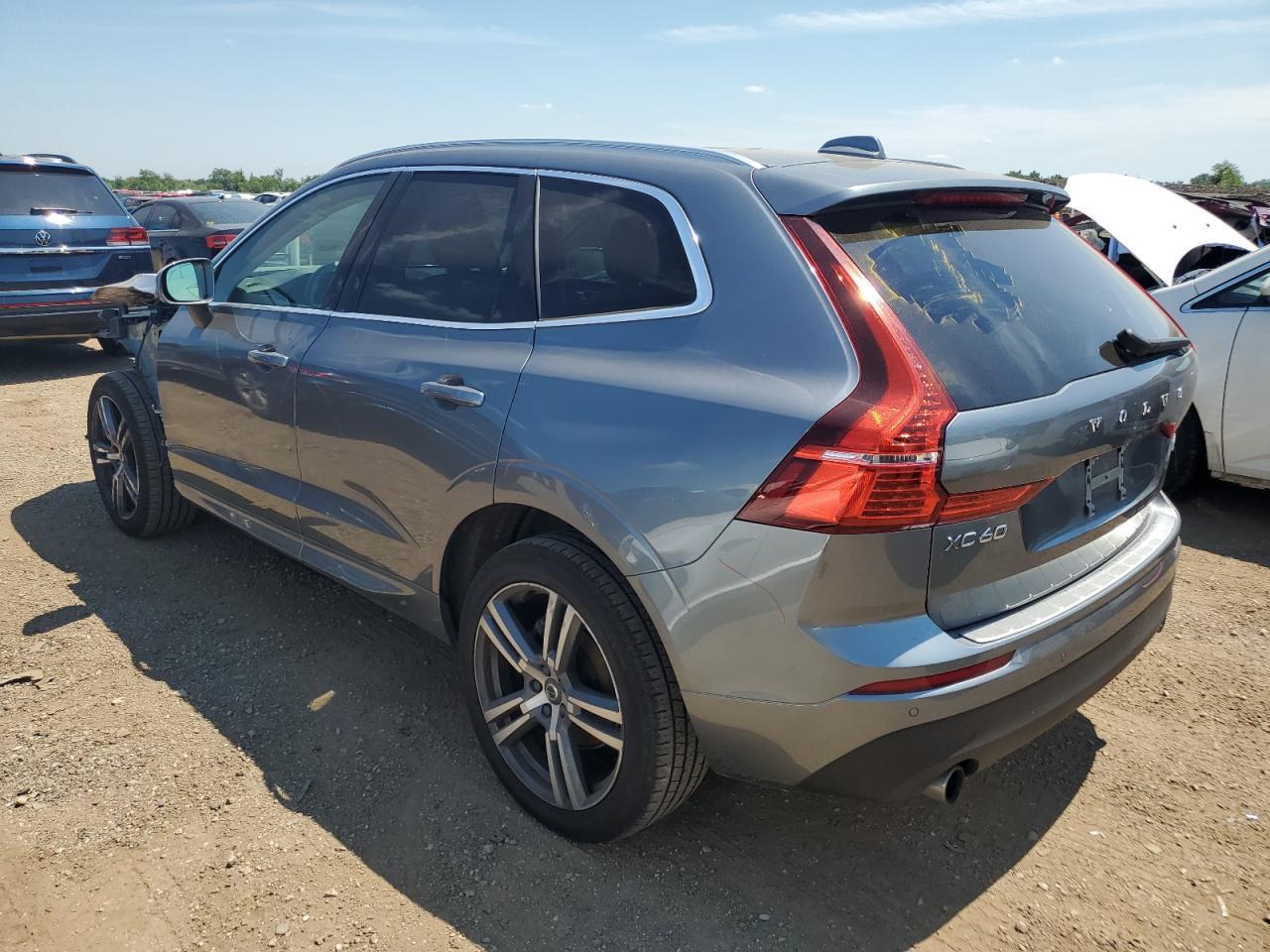 2021 Volvo Xc60 T5 Momentum - Image 2