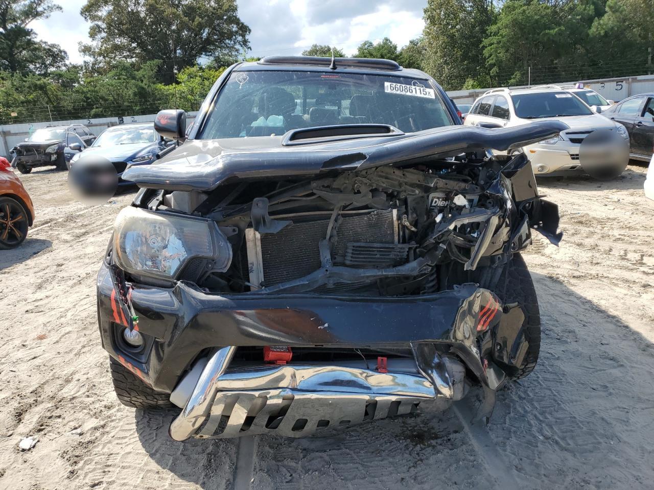 2014 Toyota Tacoma Double Cab - Image 5