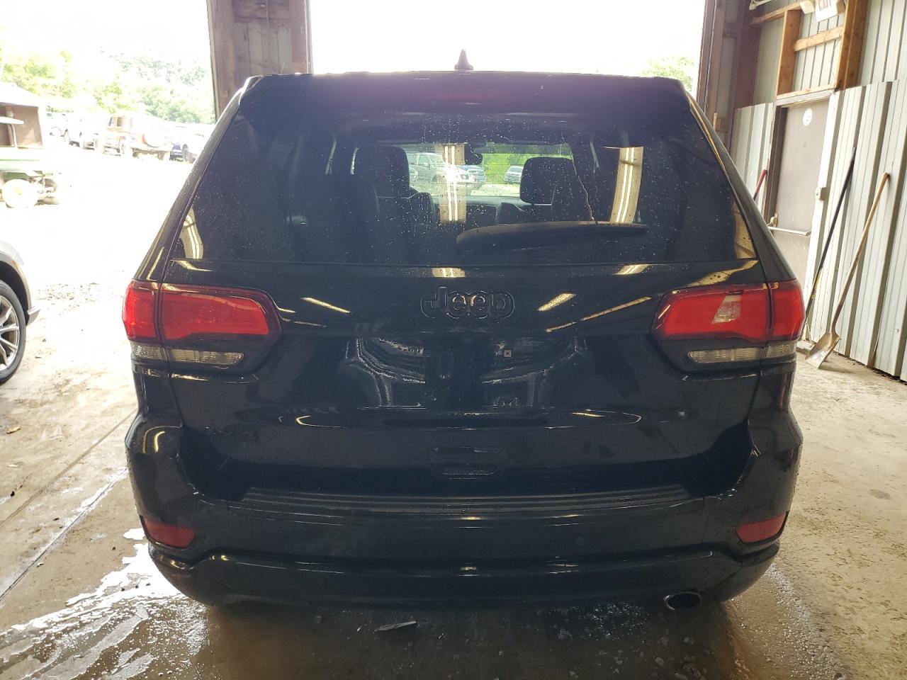 2018 Jeep Grand Cherokee Laredo - Фото 6