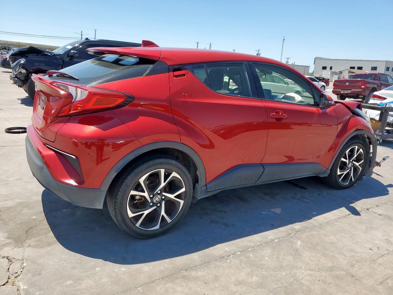 2020 Toyota C-Hr Xle - Фото 3