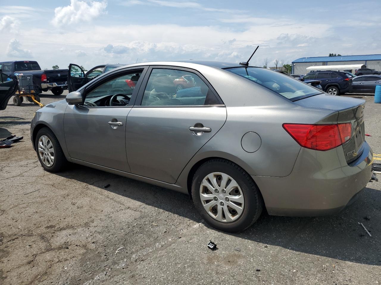 2011 Kia Forte Ex - Фото 2
