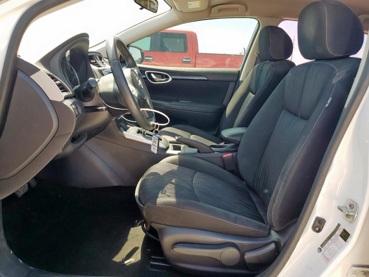 2018 Nissan Sentra S - Фото 7