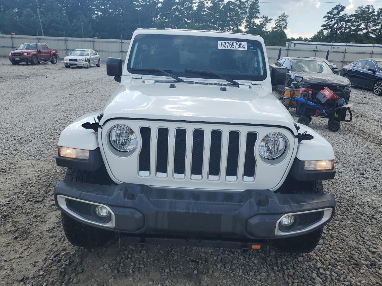 2019 Jeep Wrangler Unlimited Sahara - Image 5