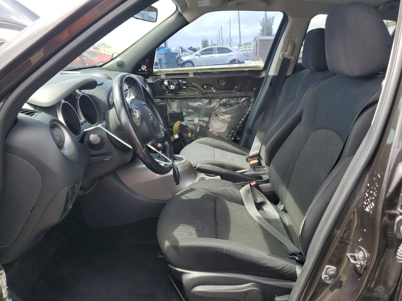2011 Nissan Juke S - Фото 7
