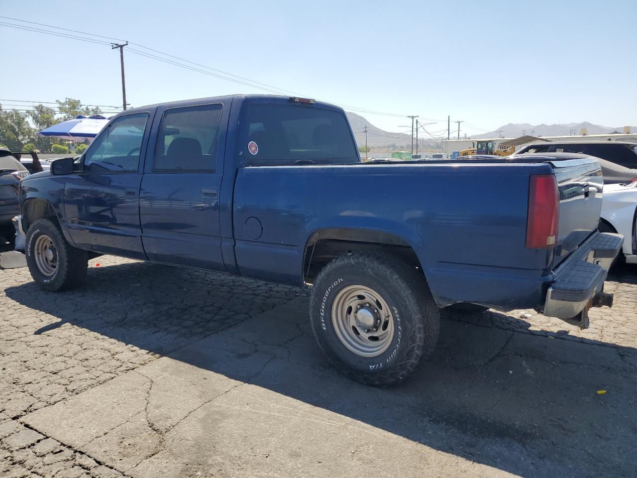 2000 Chevrolet Gmt-400 C2500 - Фото 2