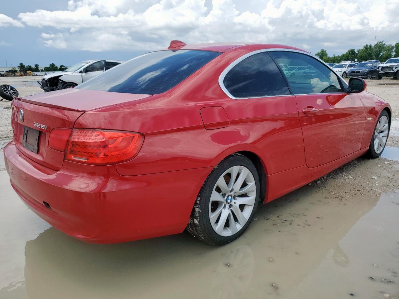 2013 BMW 328 I - Фото 3