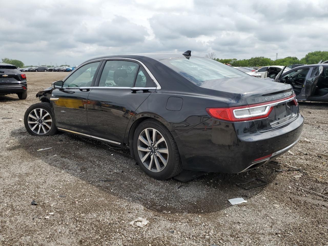 2019 Lincoln Continental - Фото 2